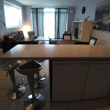 Private, Cozy 20 Min Brussels Apartament *